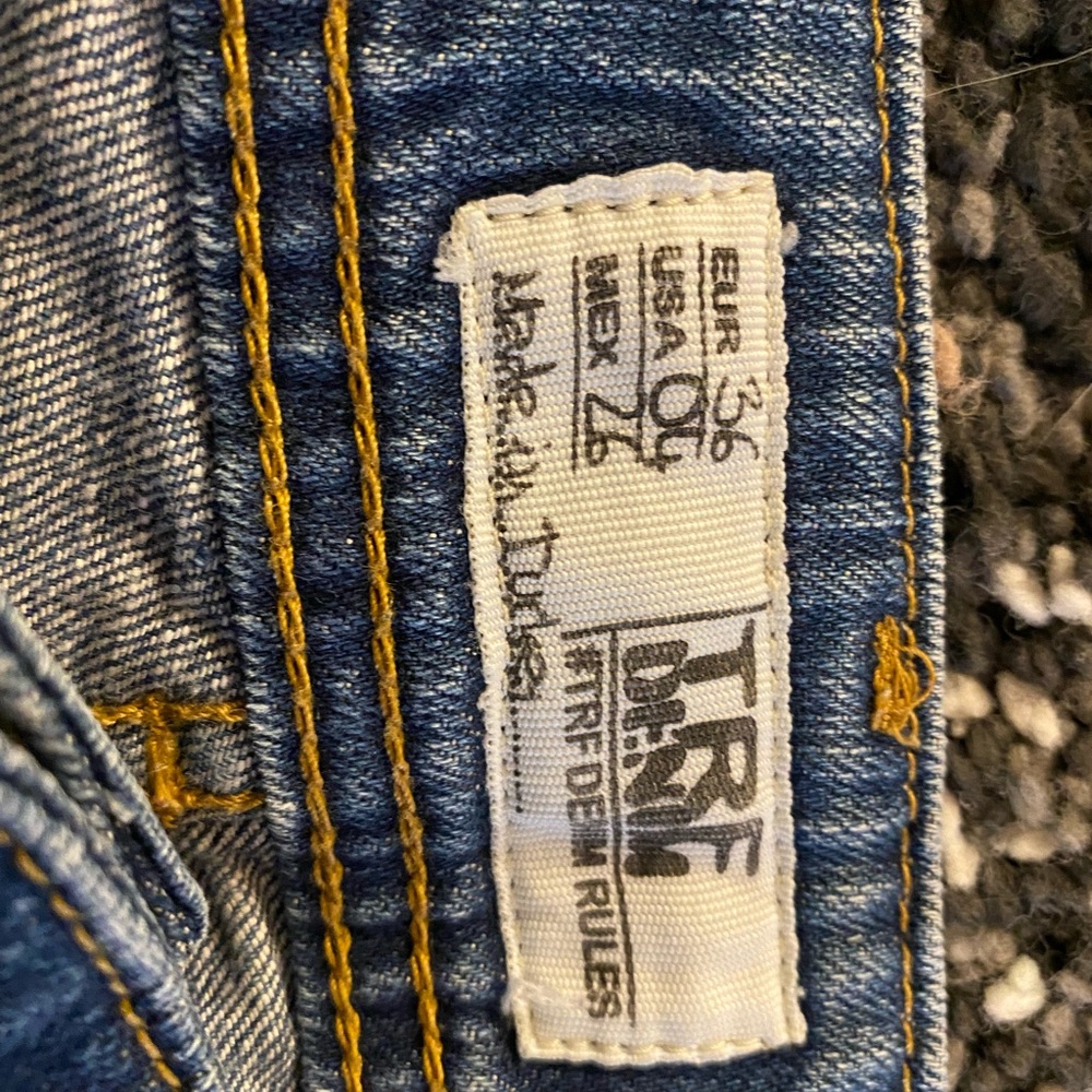 Zara jeans